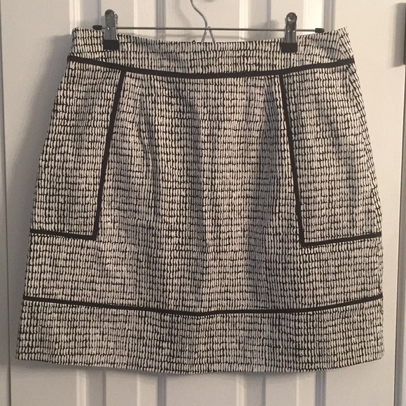 NWT Ann Taylor Factory Sz 8 Black & White Skirt - Picture 2 of 5